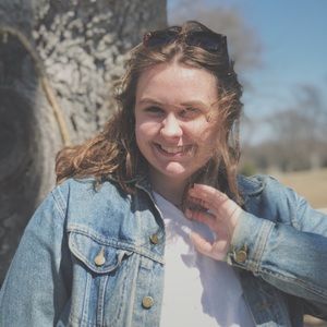 Meet your Posher, Risa